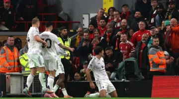 مانشستر يونايتد يحقق فوزه الرابع المتتالي على ليفربول في أنفيلد بعد 9 سنوات من الانتظار